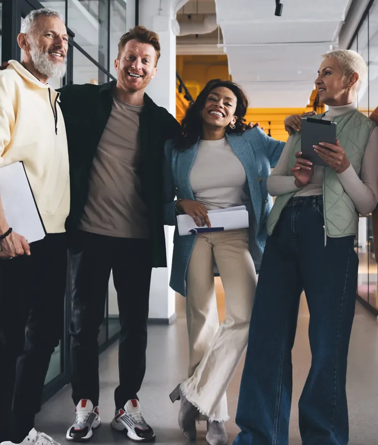 Un groupe de 4 collègues