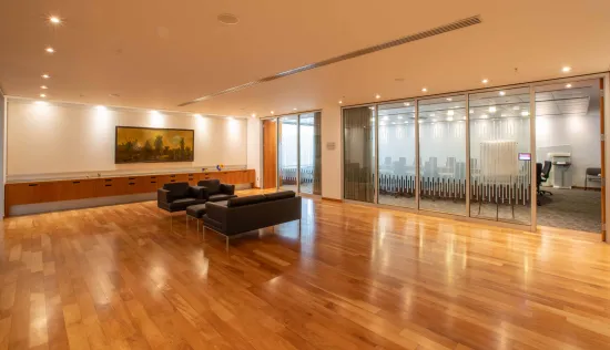 2505 Laurier suite 310 hall